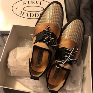 Steve Madden Sneakers